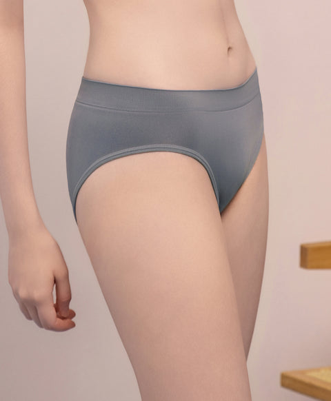 Simple Seamless Low Waist Midi Panties