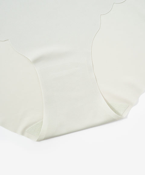Pretty Clean Cut Low Waist Hipster Panties