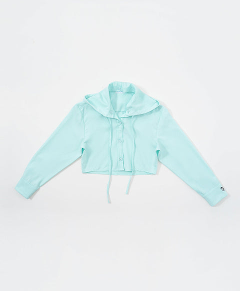 Peekaboo Convertible Collar Crop Shirt