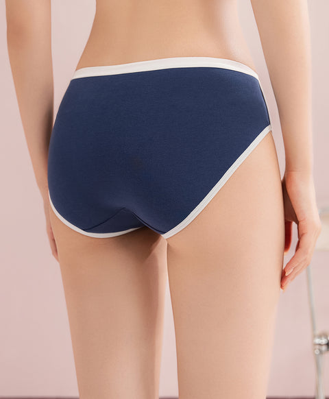 Yuki & Hattie On Diet Workout 5pcs Mid Waist Midi Graphic Panties Wonder Box