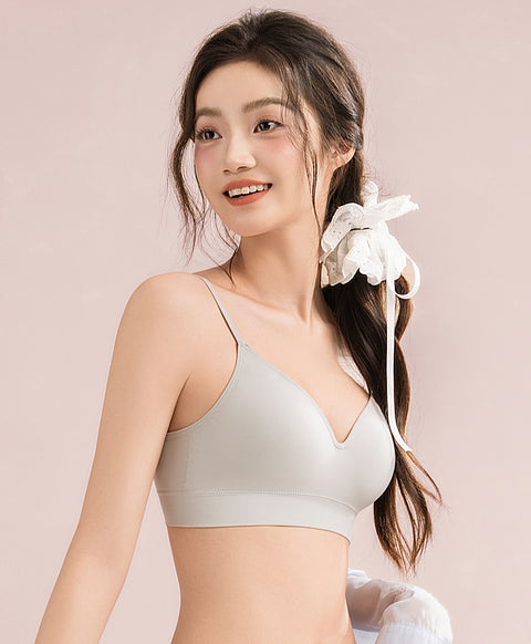 In My It Girl Era Two Way Sweetheart Pull-over U-Back Sports Bra