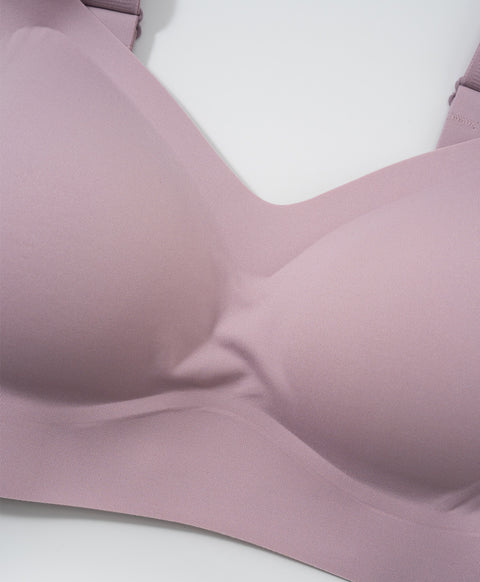 Marshmallow Kiss Full Coverage V-Neck Wireless Bra With Adjustable Straps (Fuller Figure)