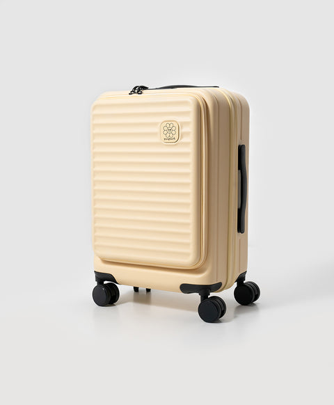 Resort of Hearts 20" Luggage + Cover