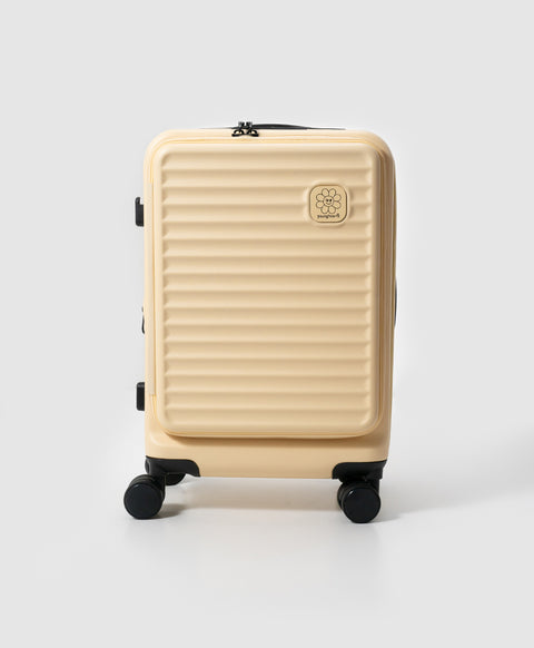 Resort of Hearts 20" Luggage + Cover