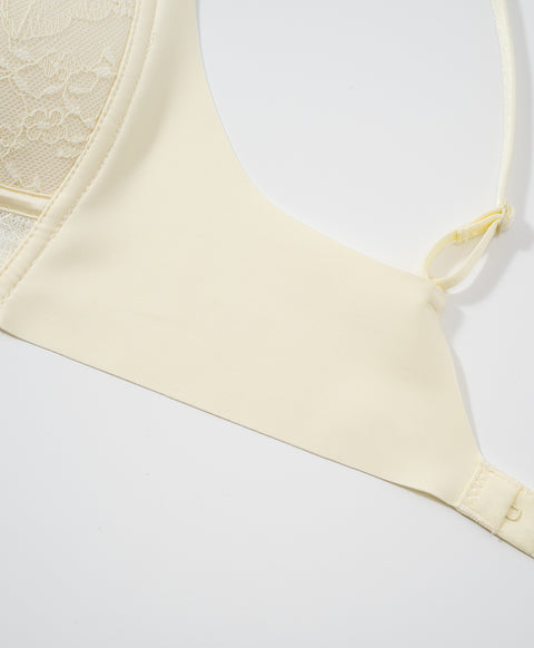 Lace Journal Collection Wireless Triangle Cup Lightly-Lined Lace Bra With Back Hook