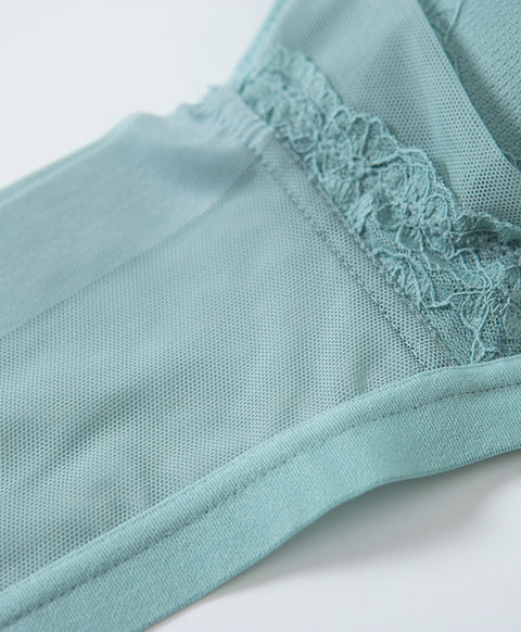 Lacey Dynamic U-Back Wireless Bralette with Back Hooks