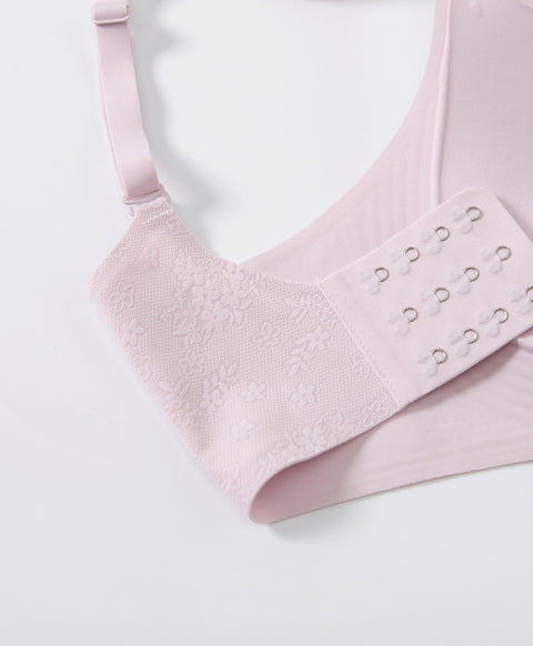 Marshmallow Kiss Triangle Wireless with Back Hook