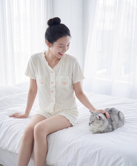 Catitude-ing Jacquard Short Sleeves Top & Shorts Set