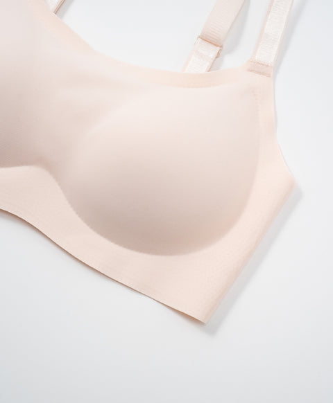 High Coverage Laminated Wireless Bralette with Back Hooks