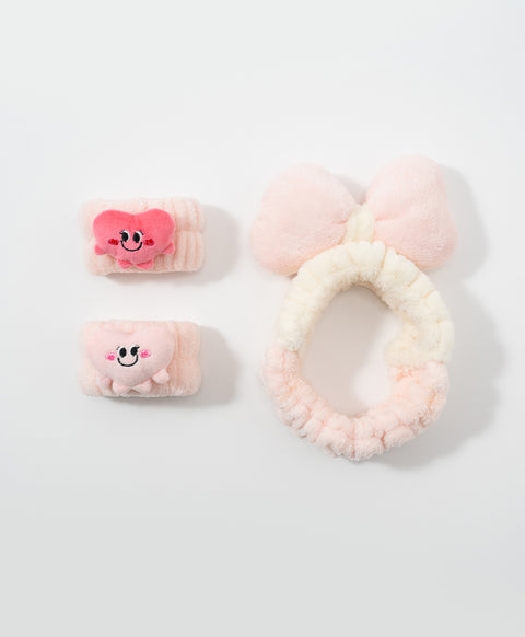 Delulu Power Hearts Make Up Headband & Wristband Set