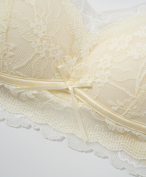 Lace Journal Collection Wireless Triangle Cup Lightly-Lined Lace Bra With Back Hook