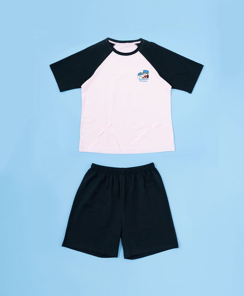 Harmony in London 3/4 Sleeves Top with Ribbon and Shorts Sleep Set