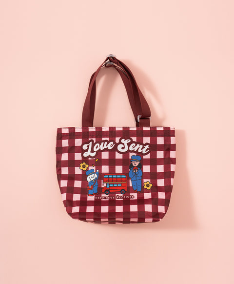 Harmony in London Hand Bag