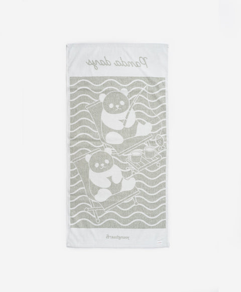 Fishing Panda Graphic Cotton Bath Towel