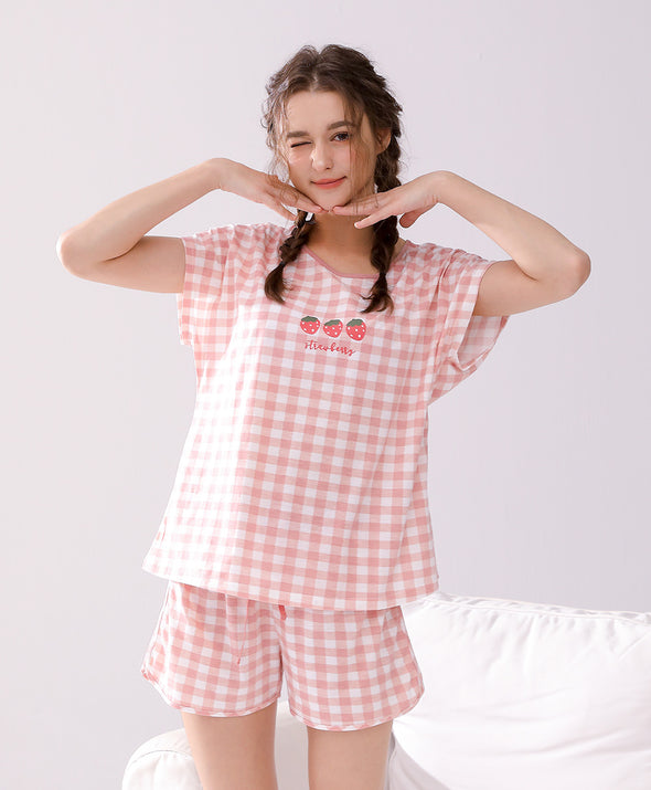 Strawberry Plaid Pattern Sleep set