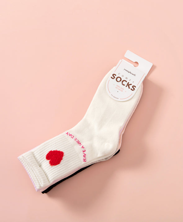 Hello Yuki & Hattie Heart Crew Socks