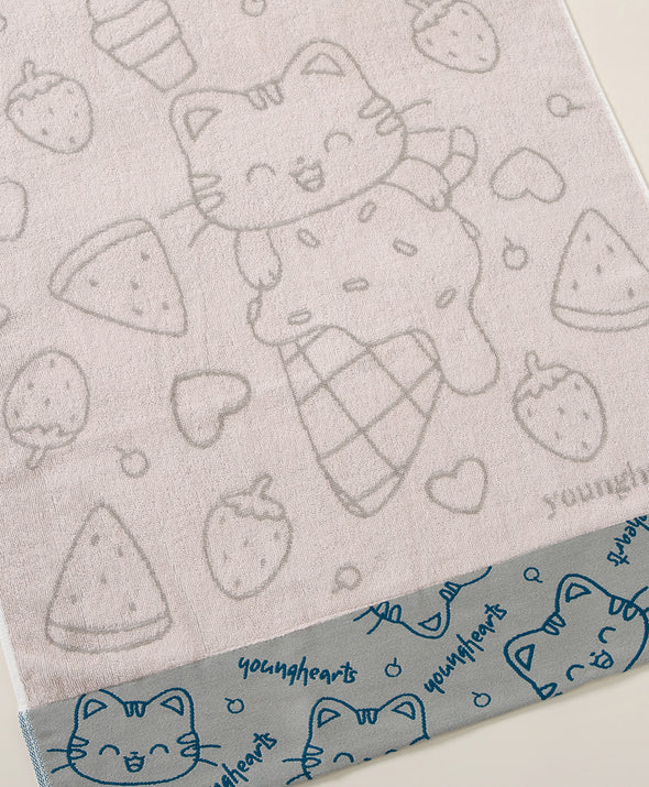 Sweet Treat Tabbies Bath Towel*