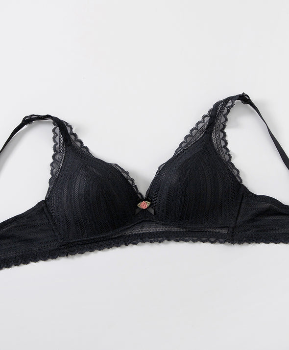 Ethereal Beauty Wireless Triangle Lace Bra