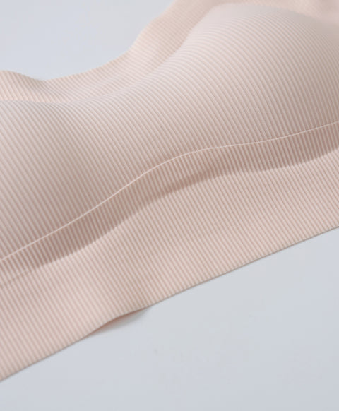 Chic Mode Ribbed Wireless Clean Cut Laminated Seamless Bralette with Back Hook