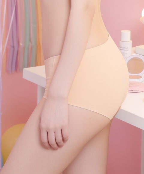Marshmallow Kiss Mid Waist Hipster Panties